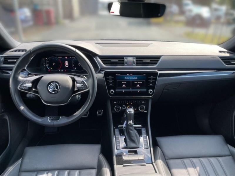 Škoda Superb 2,0 TDI 110 L&K DSG - fotka 9 z 11