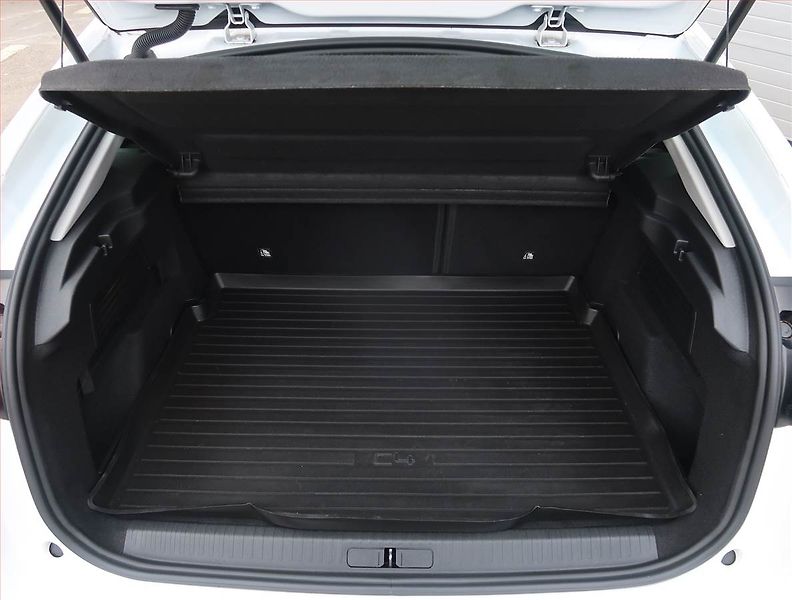 Citroën C4 (2024) 1.2 PureTech, Automat, ČR - fotka 14 z 23