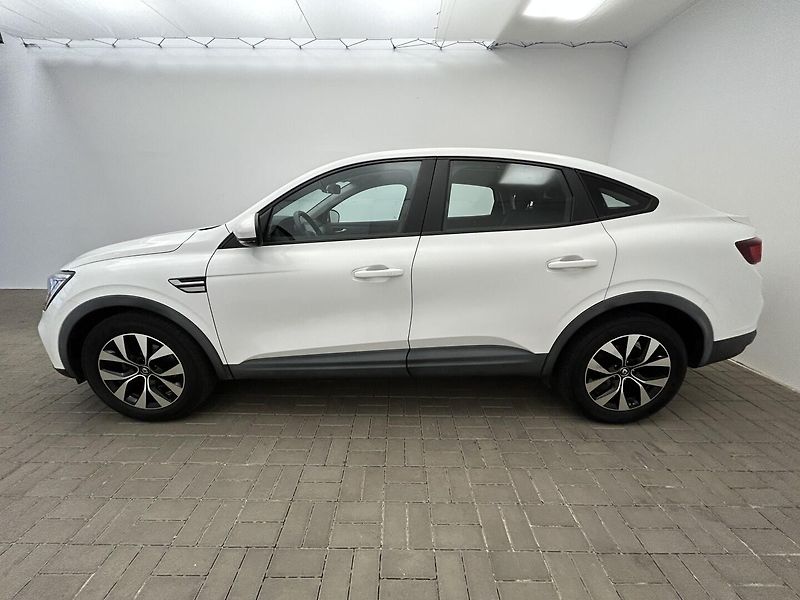 Renault Arkana 1.3 TCe Zen - fotka 3 z 23
