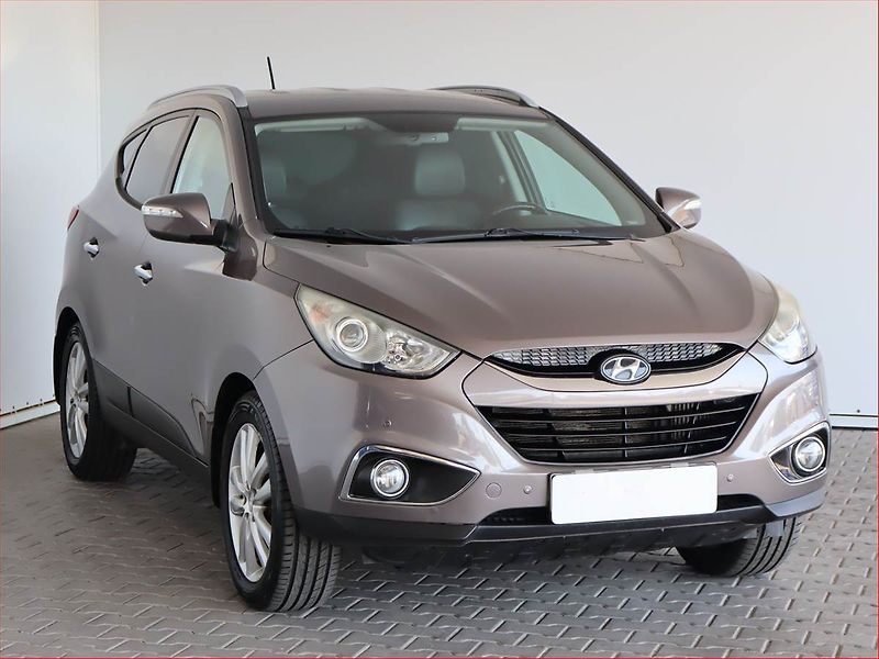 Hyundai ix35 (2013) 2.0 CRDi, 4X4, Automat - fotka 1 z 19