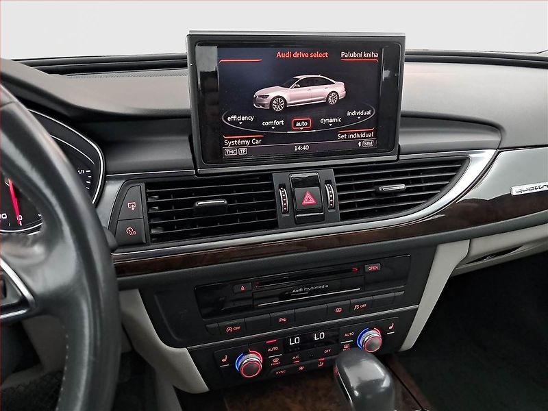 Audi A6 (2018) 2.0 TFSI, 4X4, Automat, Kůže - fotka 12 z 23