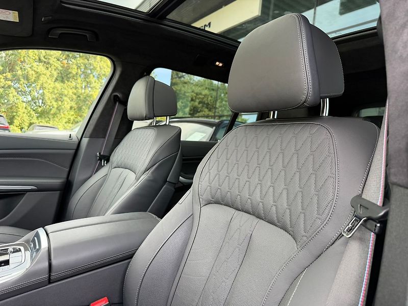 BMW X7 xDrive40d TOP stav - fotka 22 z 40