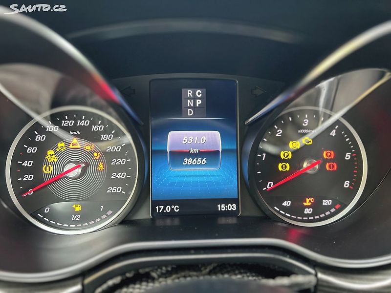 Mercedes-Benz Třídy V 4matic 1.maj ČR odpočet DPH - fotka 23 z 36