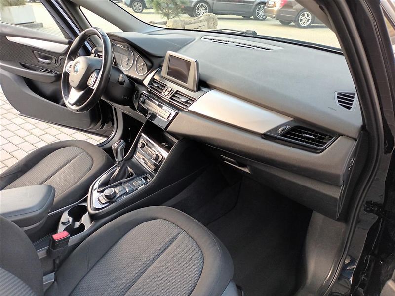 BMW Řada 2 1,5 216d,85KW,ActiveTourer,Man - fotka 27 z 44