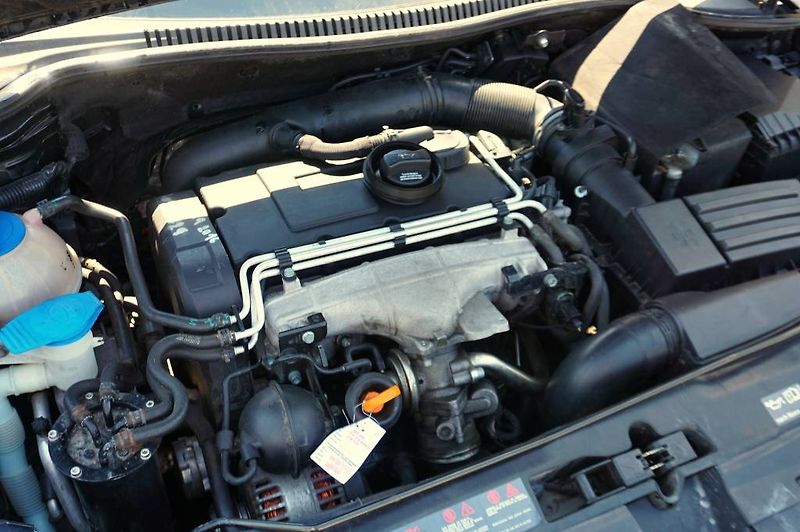 Seat Leon (2006) 2,0 TDI 103 kW - fotka 26 z 28