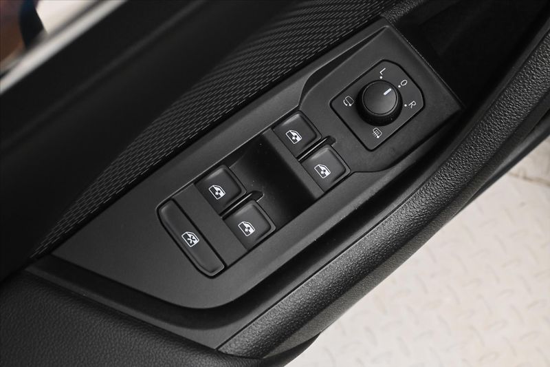 Škoda Octavia 2,0 TDI 110kW DSG Style Záruka - fotka 26 z 32