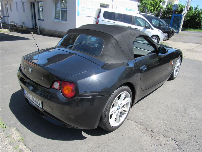 BMW Z4 2,5 i 141kW Manuál - fotka 13 z 39