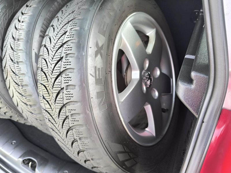 Peugeot 207 1.4  1.MAJITEL, DOLOŽENÉ KM - fotka 15 z 25