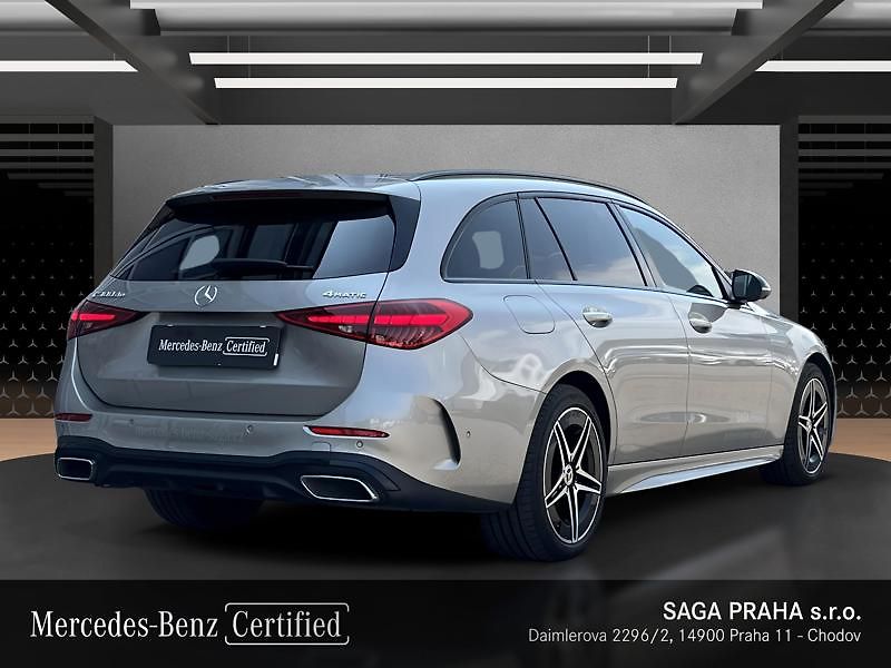 Mercedes-Benz Třídy C 300 de 4MATIC kombi EQ AMG Nig - fotka 4 z 18