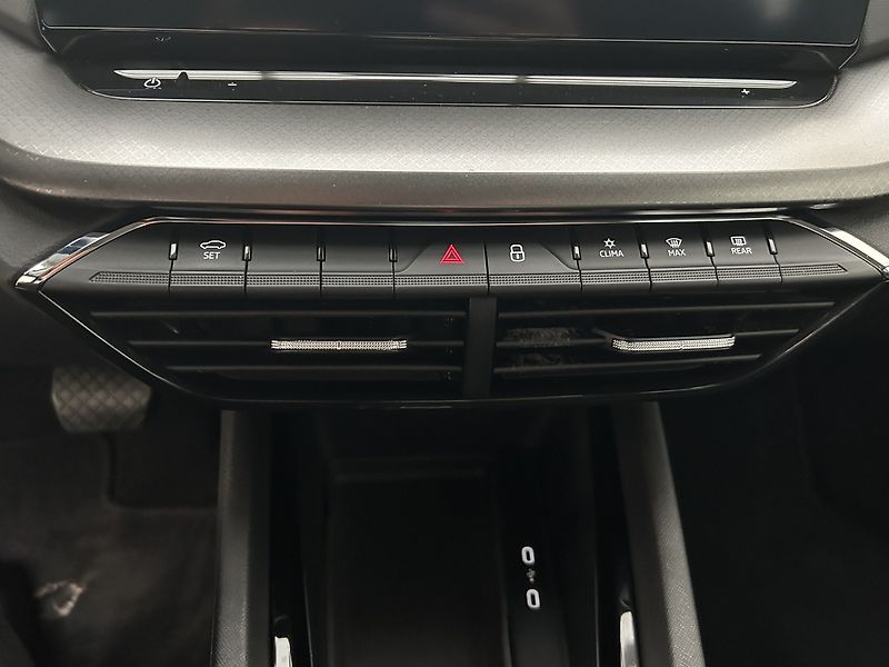 Škoda Octavia 2.0 TDI  Ambition   Plus - fotka 20 z 26