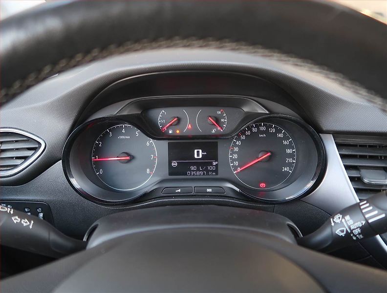 Opel Crossland X (2019) 1.2 Turbo, Serv.kniha - fotka 11 z 17