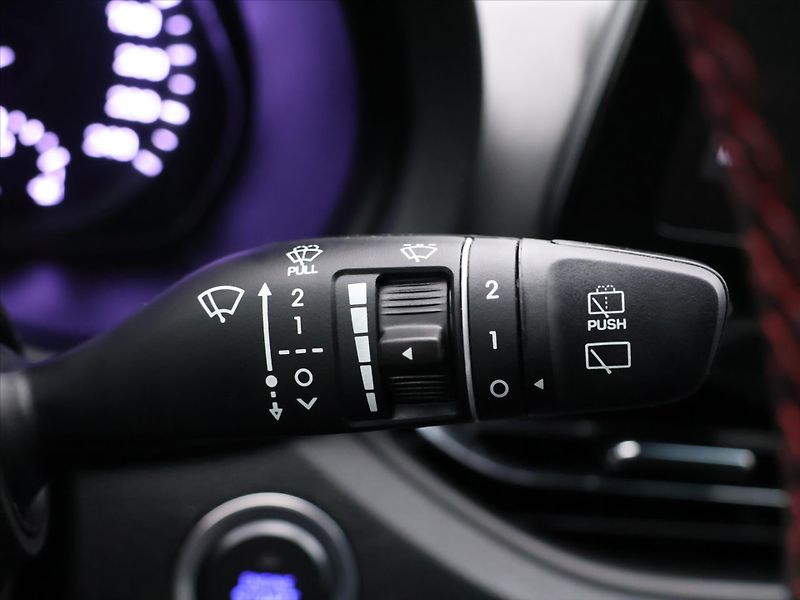 Hyundai i30 1,5 T-GDI N Line SmartKey CZ - fotka 16 z 31