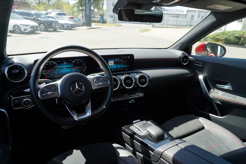 Mercedes-Benz Třídy A 1,3 A 180 - fotka 7 z 16
