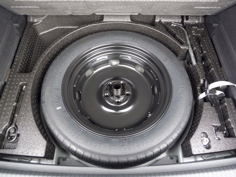 Volkswagen Tiguan (2026) R-Line 1,5 eTSI 110kW mHEV DSG - fotka 25 z 30