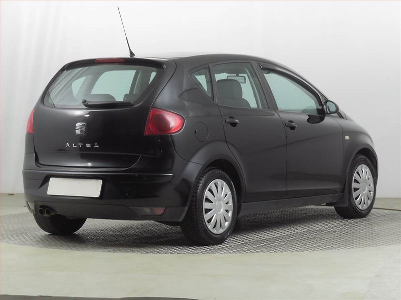 Seat Altea (2007) 1.9 TDI, po STK, dobrý stav - fotka 5 z 17