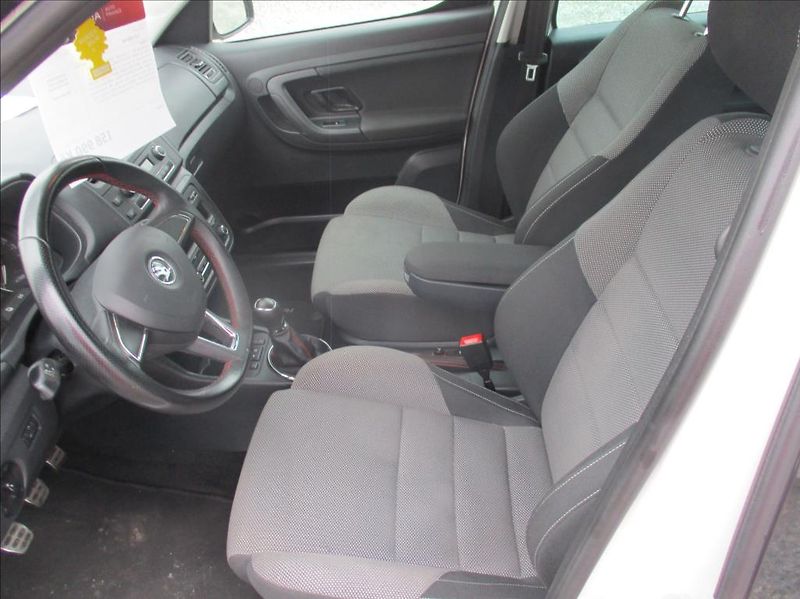 Škoda Roomster 1,2 TSi, aut.klima,serv.kniha, - fotka 13 z 27