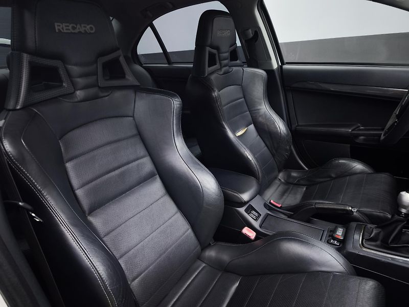 Mitsubishi Lancer (2011) EVO X - fotka 25 z 34