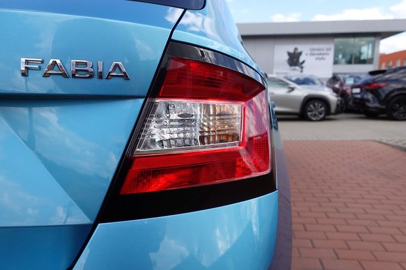 Škoda Fabia 1.2 TSI 81kW Style DSG - fotka 27 z 28