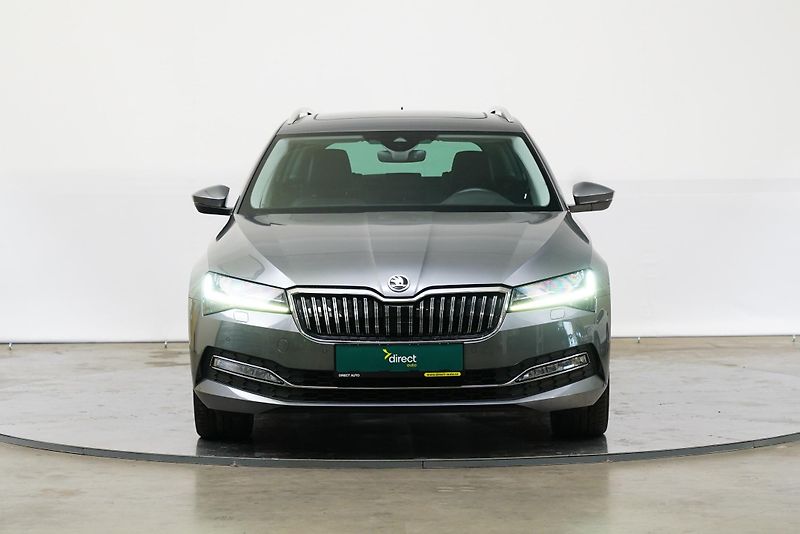 Škoda Superb - fotka 4 z 30