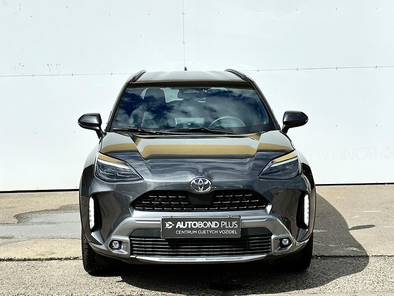 Toyota Yaris Cross 1.5 HSD 130k e-CVT AWD Executi - fotka 4 z 22