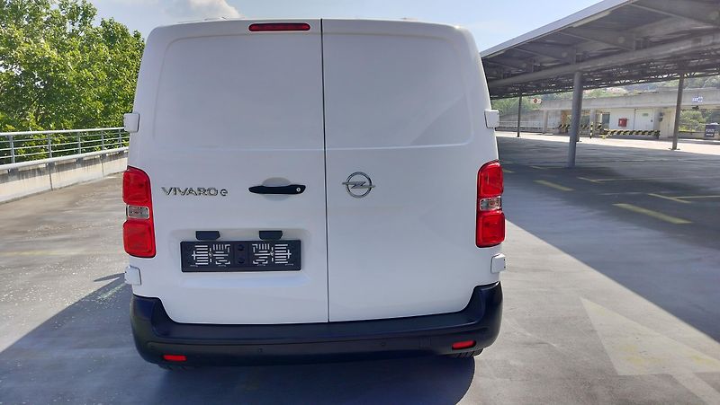 Opel Vivaro e, L2, 75kWh - fotka 6 z 22