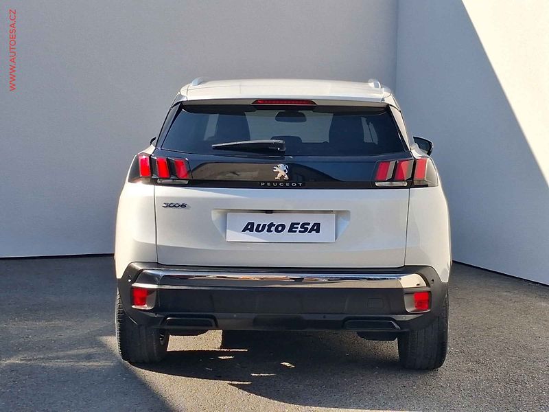 Peugeot 3008 (2019) 1.2PT, Allure, AT, LED - fotka 5 z 19