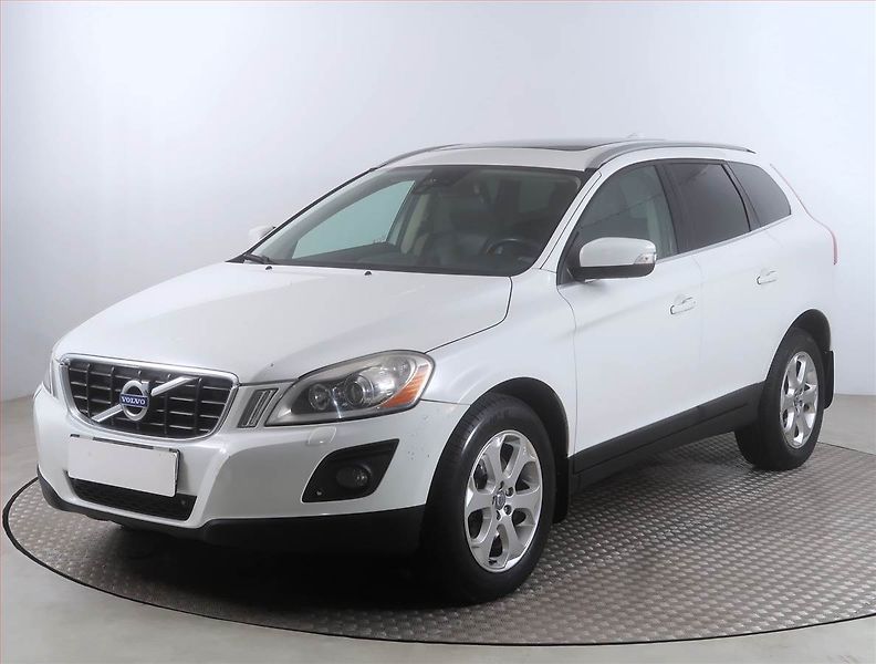 Volvo XC60 (2009) Kinetic D5, 4X4, Automat - fotka 2 z 15