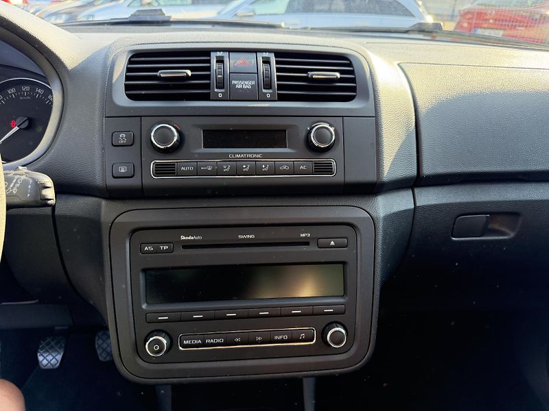 Škoda Roomster 1.2 Tsi, 63kw, 1. majitel - fotka 10 z 13