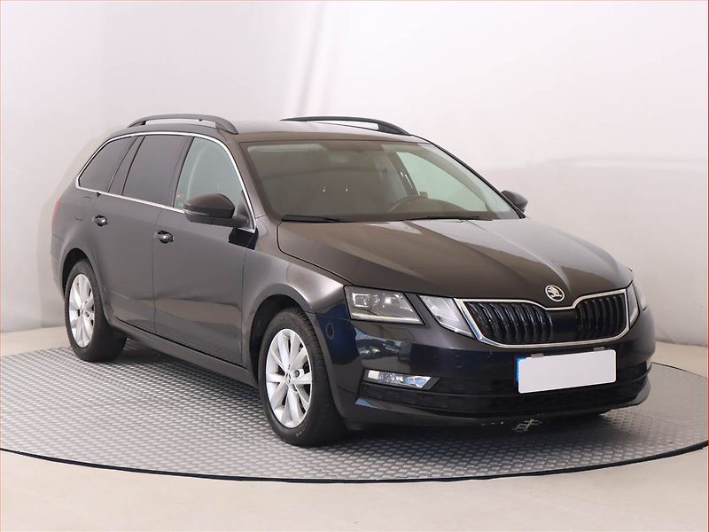 Škoda Octavia (2019) 1.6 TDI, Automat, Navi - fotografie inzerátu