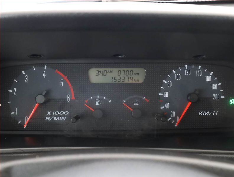 Nissan Terrano (2005) 3.0 Di , 4X4 - fotka 9 z 19