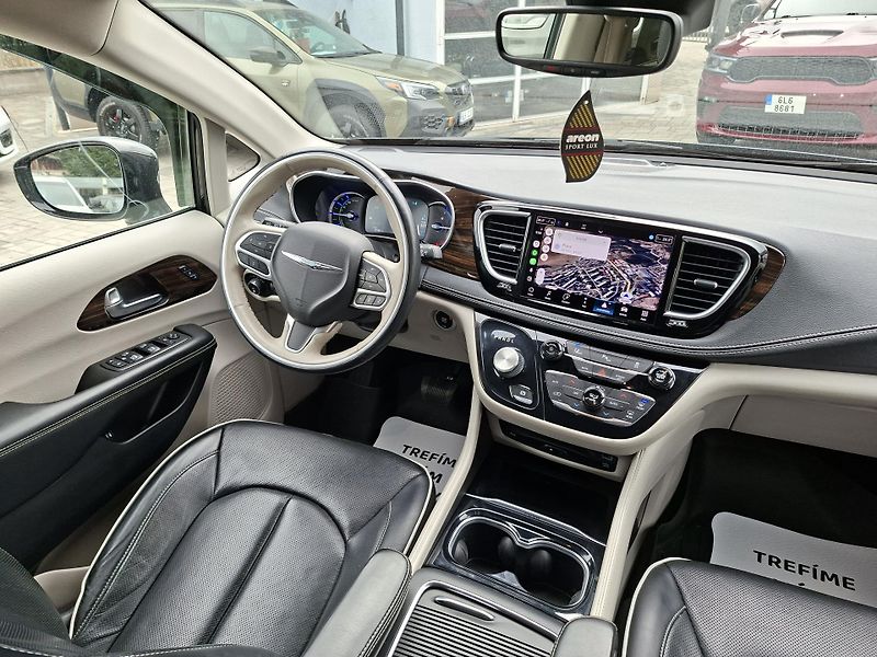 Chrysler Pacifica (2021) 3,6 LIMITED,HYBRYD, REZERVACE  - fotka 11 z 38
