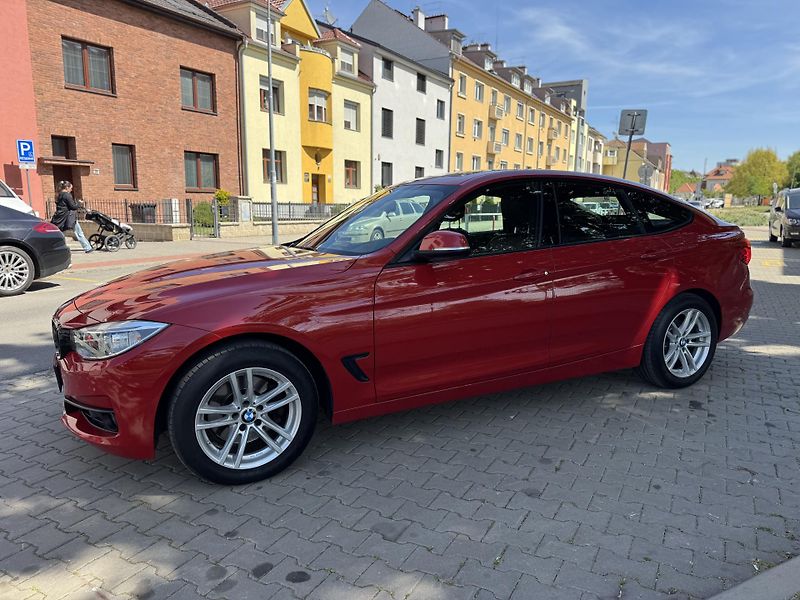 BMW Řada 3 330 GT panorama | kůže  - fotka 3 z 22
