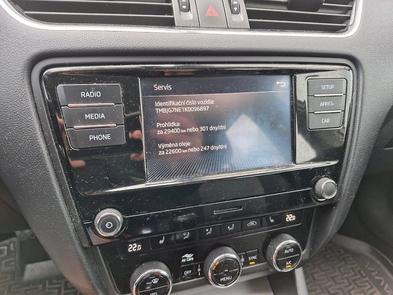 Škoda Octavia (2019) Ambition PLUS 1.6 TDI 85kW Com - fotka 20 z 26