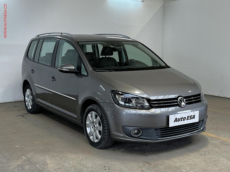 Volkswagen Touran (2011) 1.4 TSi, Highline, DSG, kůže - fotografie inzerátu