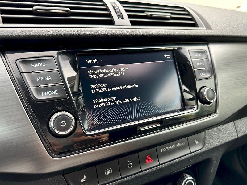 Škoda Fabia (2021) 1.0 TSI 70kW Style Combi - fotka 17 z 22