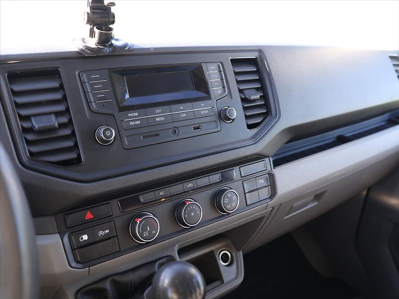 Volkswagen Crafter 2.0 TDI 103kW DPH CZ - fotka 17 z 28
