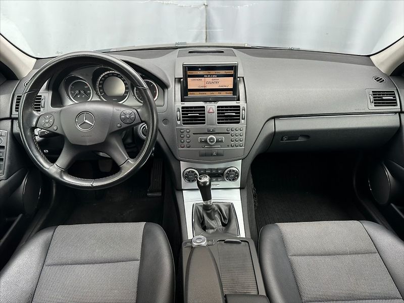 Mercedes-Benz Třídy C 2,2 CDI 100kW-SERVIS-MANUAL! - fotka 16 z 34