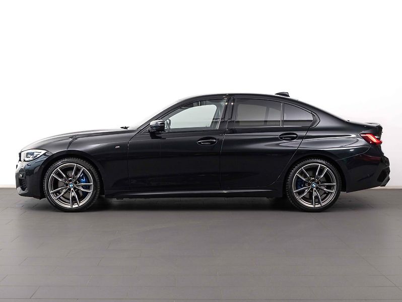 BMW Řada 3 M340d xDrive - fotka 3 z 21