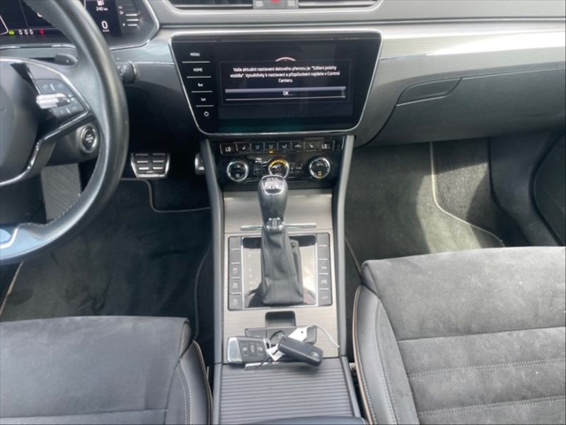Škoda Superb 2,0 TSI 200 Sc. 4x4 AT - fotka 10 z 11