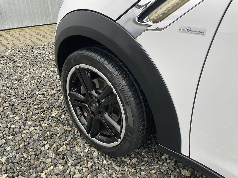 Mini Countryman 2.0SD 110PS COOPER D AUTOMAT!! - fotka 24 z 192