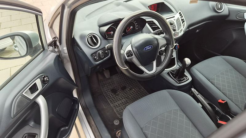 Ford Fiesta 1.25i KLIMA po servisu - fotka 8 z 13