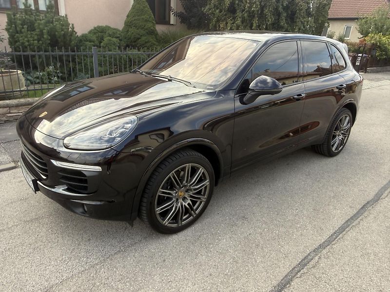 Porsche Cayenne (2018) - fotka 10 z 13