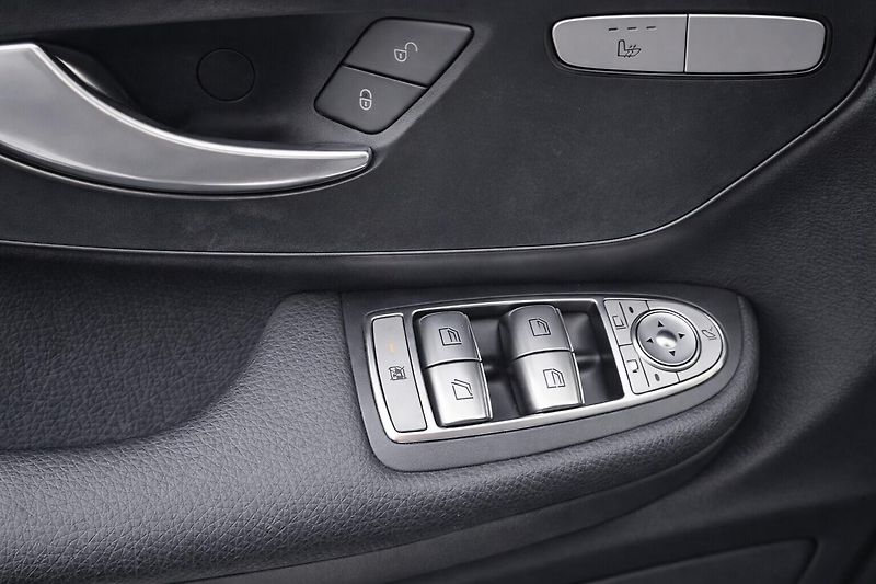 Mercedes-Benz Třídy V (2021) 2.0 /174kW - fotka 15 z 19