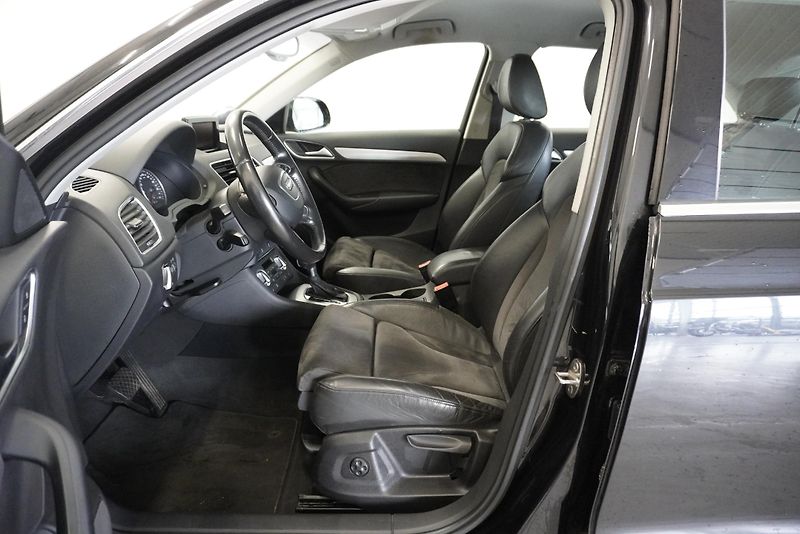 Audi Q3 2.0 TDI 130kW QUATTRO S-TRONIC - fotka 13 z 32