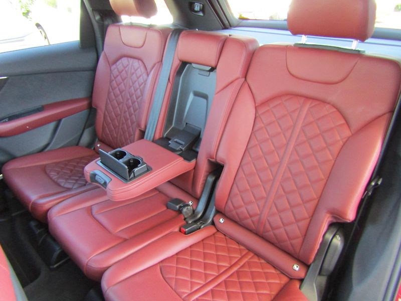 Audi SQ7 S-Line 4.0 TDI 320KW - fotka 28 z 30