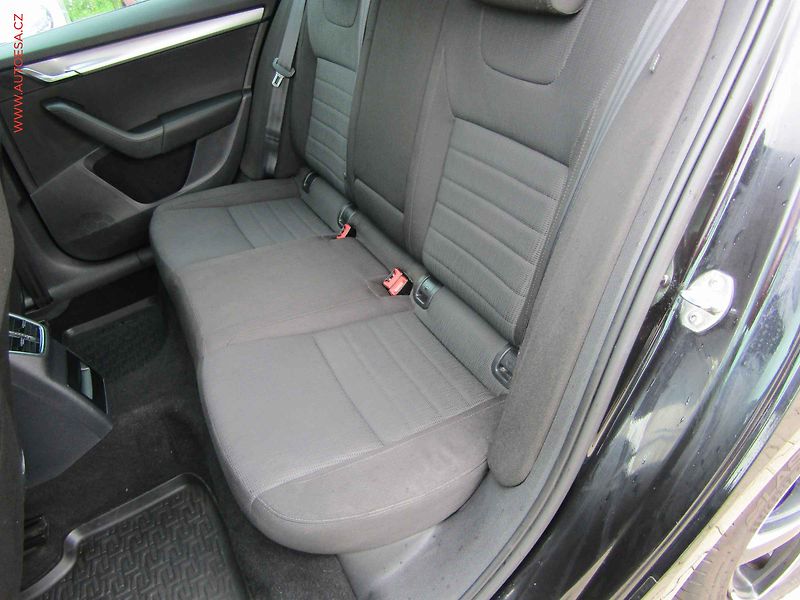 Škoda Octavia (2014) 2.0TDi, ČR, DSG, bixen, navi - fotka 10 z 18