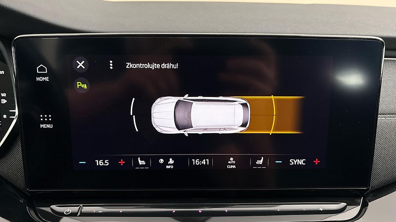 Škoda Octavia 2.0 TDI DSG Style Combi - fotka 12 z 25