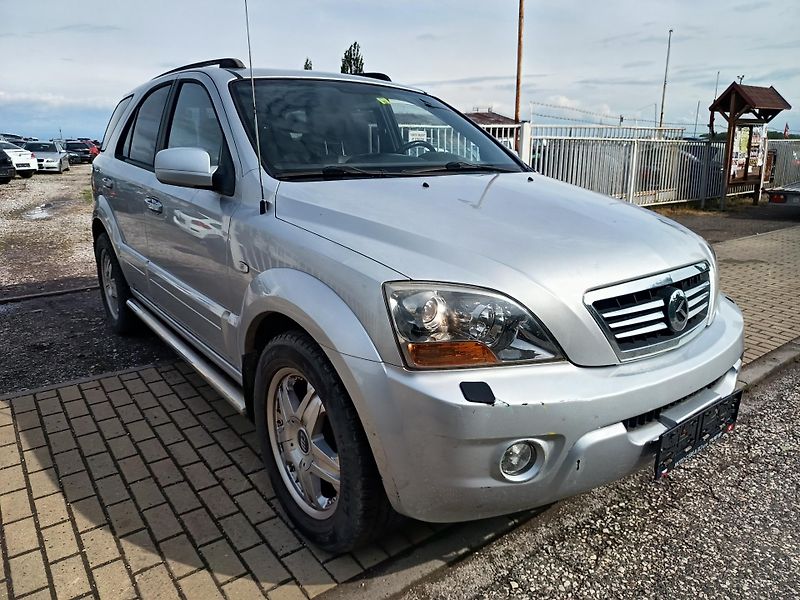 Kia Sorento (2007) 2.5 VGT tažné na 3t. - fotka 6 z 46