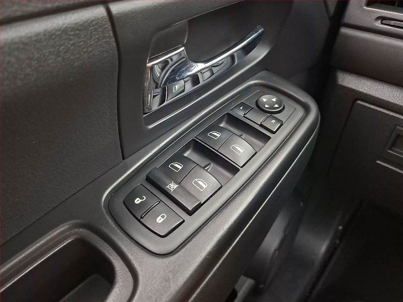 Jeep Cherokee (2010) 2.8 CRD, 4X4, Automat - fotka 20 z 20