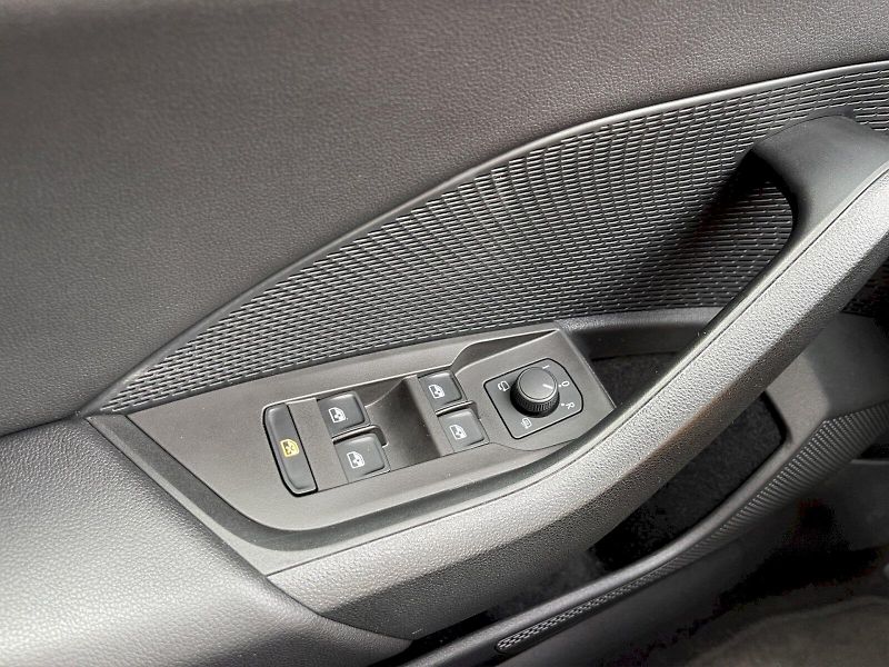 Škoda Octavia (2023) 2.0 TDI 110kW DSG Style Plus c - fotka 24 z 33